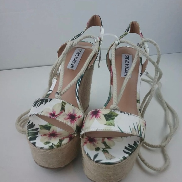 Steve Madden Womens KATHY / KATH03S1 SIZE 6.5 FLORAL ANKLE/ KNEE STRAP - Picture 2 of 6